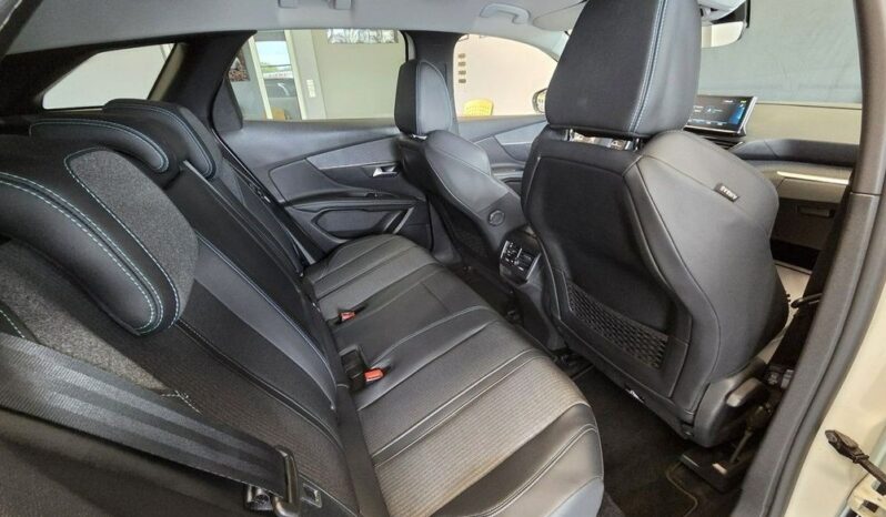 Peugeot 3008 full