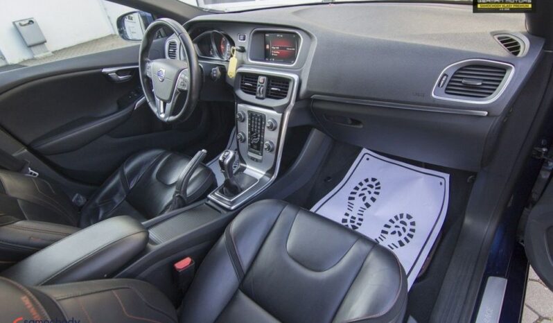 Volvo V40 D3 Drive-E Ocean Race full