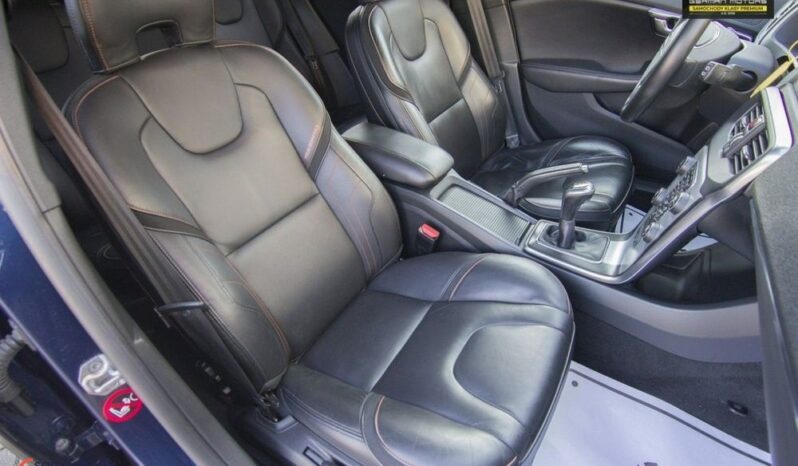 Volvo V40 D3 Drive-E Ocean Race full