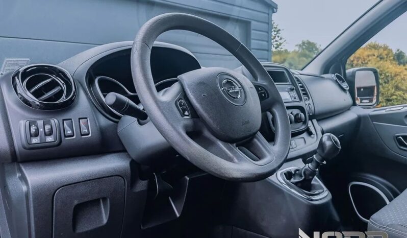 Opel Vivaro L2H1 2.9t Edition Tour full