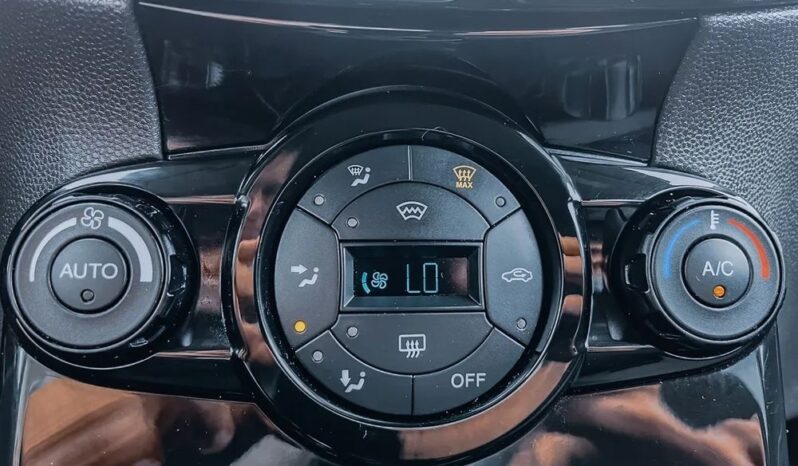 Ford Fiesta 1.0 EcoBoost Powershift Titanium full