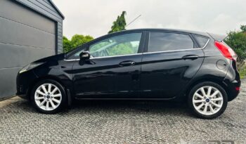 Ford Fiesta 1.0 EcoBoost Powershift Titanium full