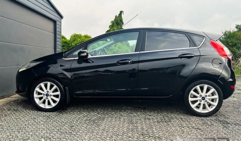 Ford Fiesta 1.0 EcoBoost Powershift Titanium full
