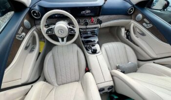 Mercedes-Benz Klasa E full