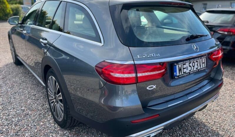 Mercedes-Benz Klasa E full