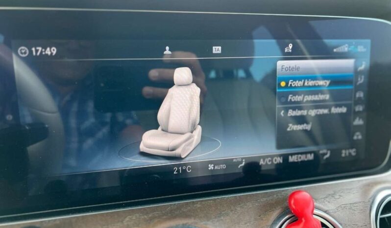 Mercedes-Benz Klasa E full