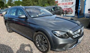 Mercedes-Benz Klasa E full