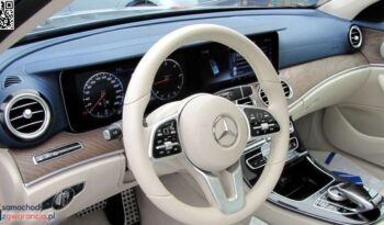 Mercedes-Benz Klasa E full