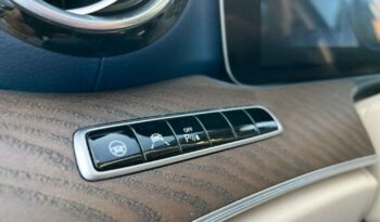 Mercedes-Benz Klasa E full