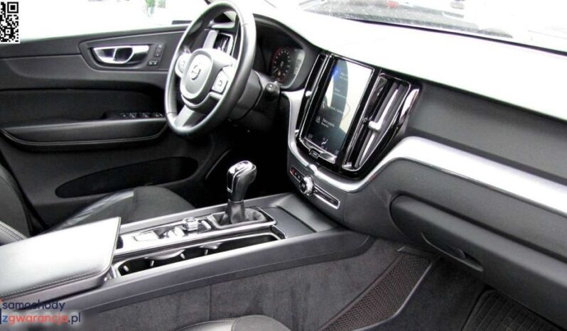 Volvo XC 60 D3 Momentum full