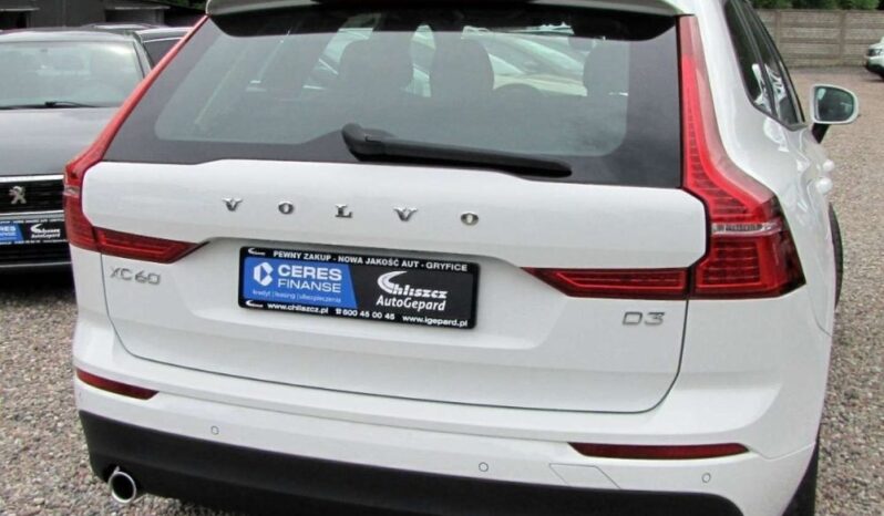 Volvo XC 60 D3 Momentum full