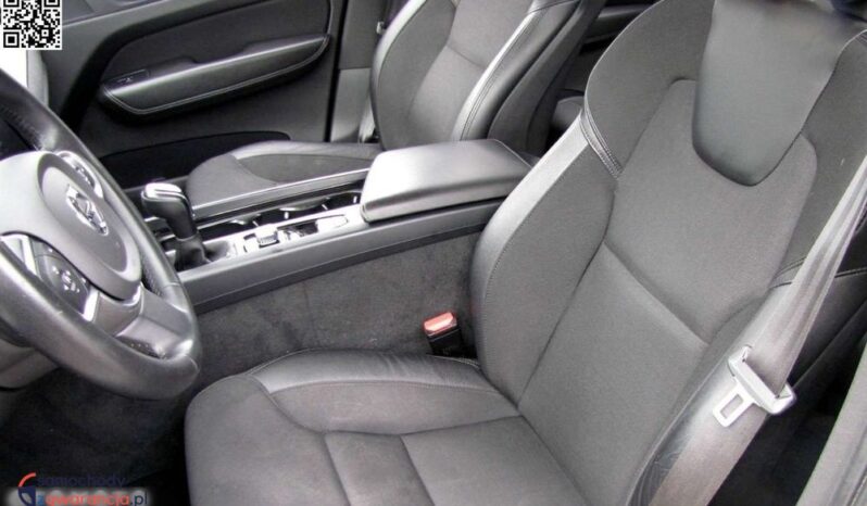 Volvo XC 60 D3 Momentum full