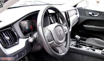 Volvo XC 60 D3 Momentum full