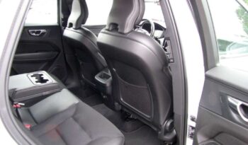 Volvo XC 60 D3 Momentum full