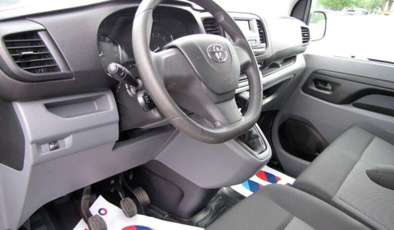Toyota ProAce full