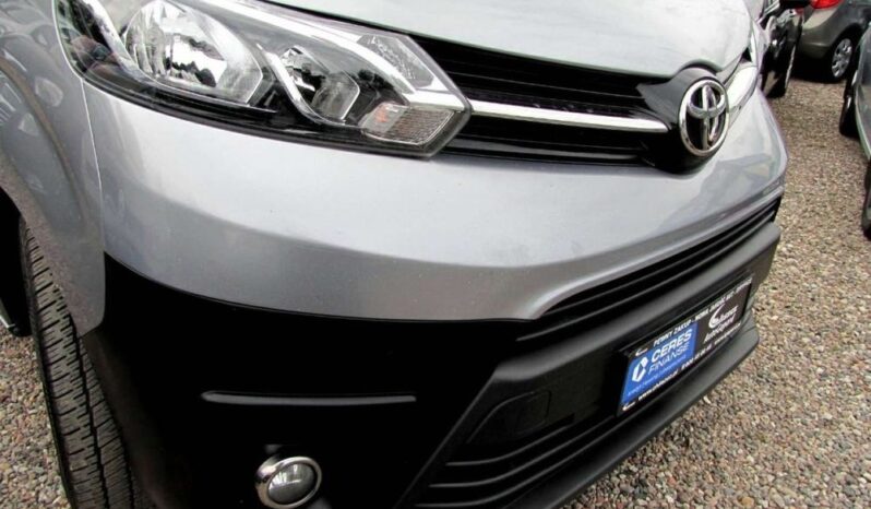 Toyota ProAce full