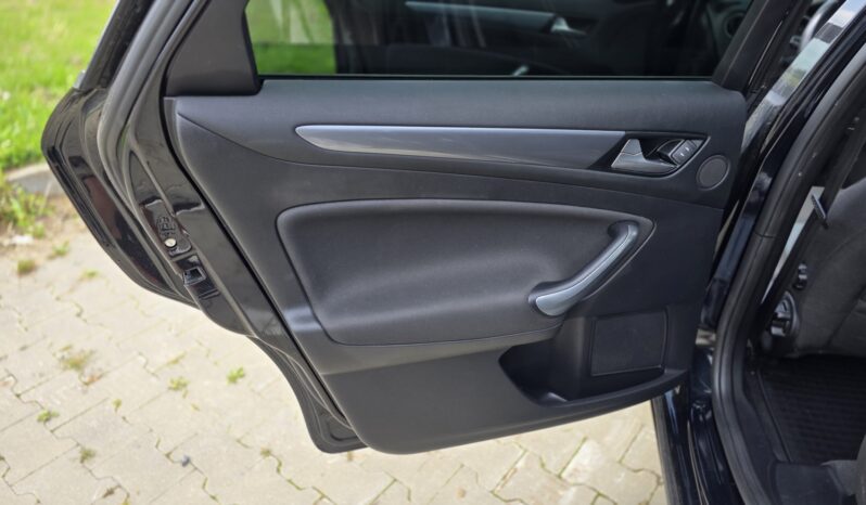 Auto z Gwarancją Ford Mondeo 1.6 Ti-VCT Champions Edition full