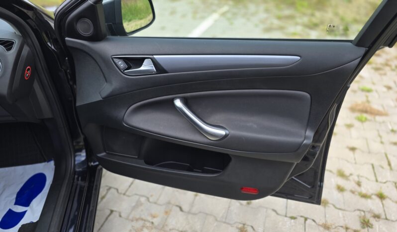 Auto z Gwarancją Ford Mondeo 1.6 Ti-VCT Champions Edition full