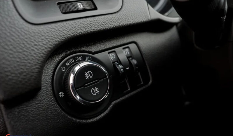 Opel Insignia 1.8 Cosmo full
