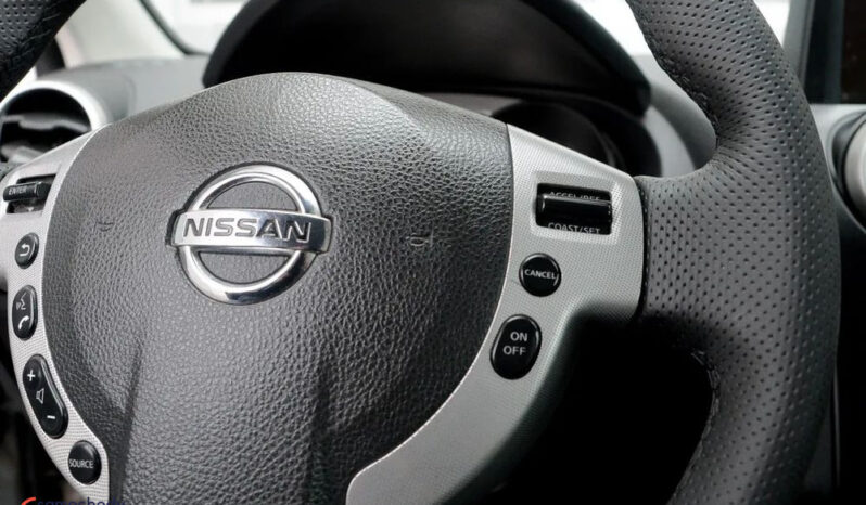 Nissan Qashqai 2.0 4×4 Tekna full