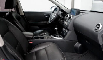 Nissan Qashqai 2.0 4×4 Tekna full