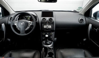 Nissan Qashqai 2.0 4×4 Tekna full