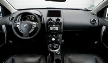 Nissan Qashqai 2.0 4×4 Tekna full