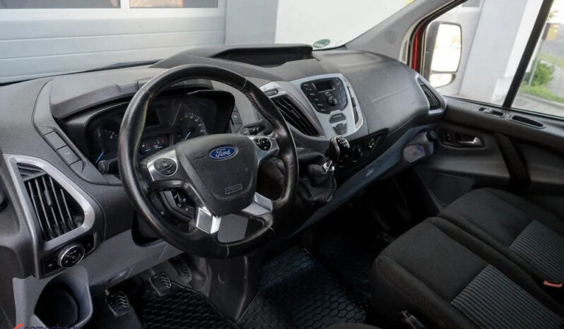 Ford Transit Custom full