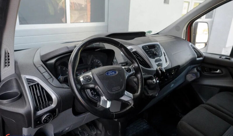 Ford Transit Custom full