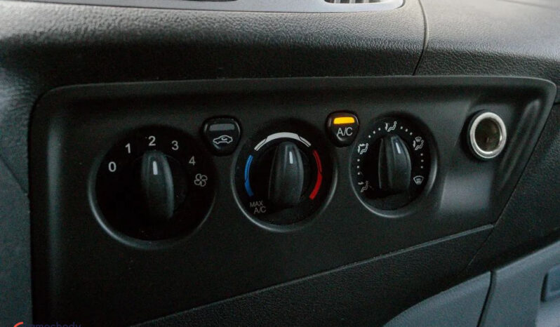 Ford Transit Custom full