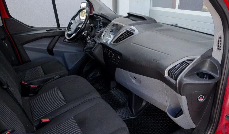 Ford Transit Custom full