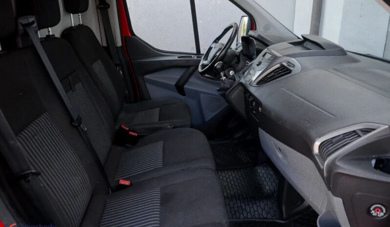 Ford Transit Custom full