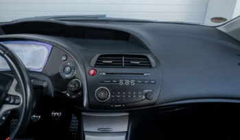 Honda Civic 1.8 Sport full