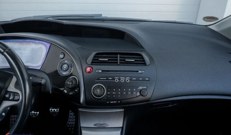 Honda Civic 1.8 Sport full