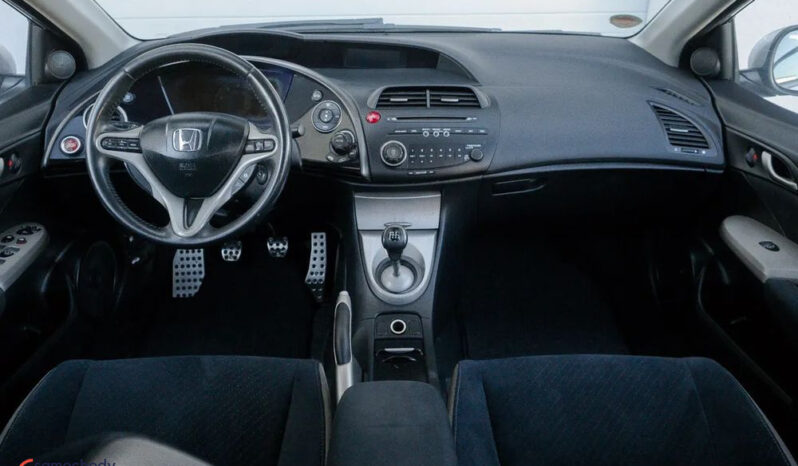Honda Civic 1.8 Sport full