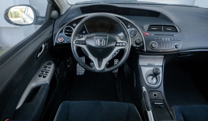 Honda Civic 1.8 Sport full