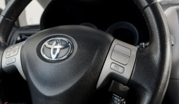 Toyota Auris 1.6 VVT-i Sol full