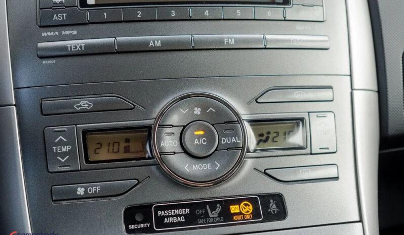 Toyota Auris 1.6 VVT-i Sol full