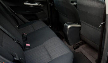 Toyota Auris 1.6 VVT-i Sol full