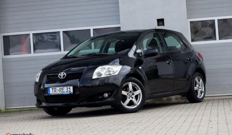 Toyota Auris 1.6 VVT-i Sol full