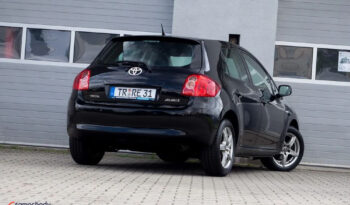 Toyota Auris 1.6 VVT-i Sol full