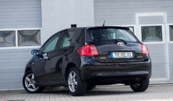 Toyota Auris 1.6 VVT-i Sol full