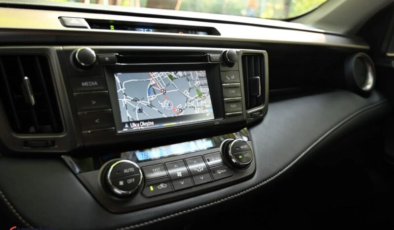 Toyota RAV4 full