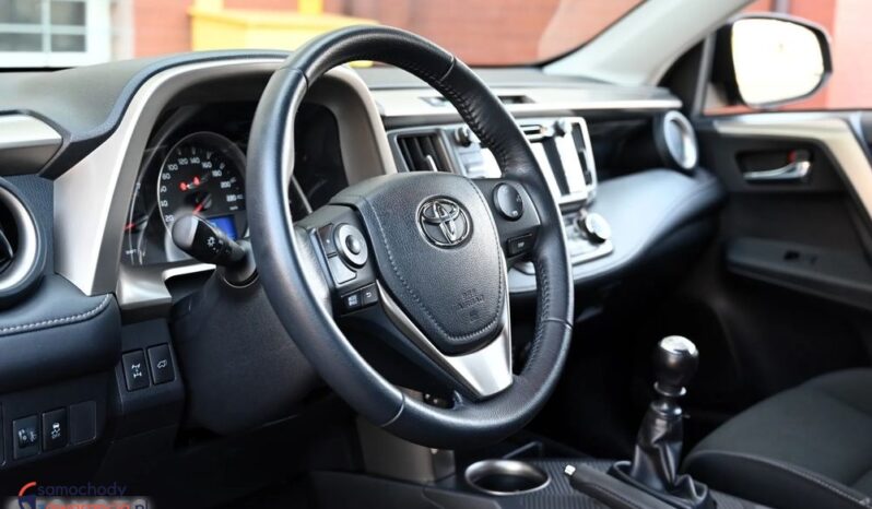 Toyota RAV4 full