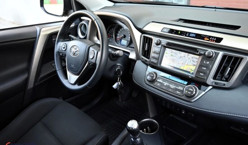 Toyota RAV4 full