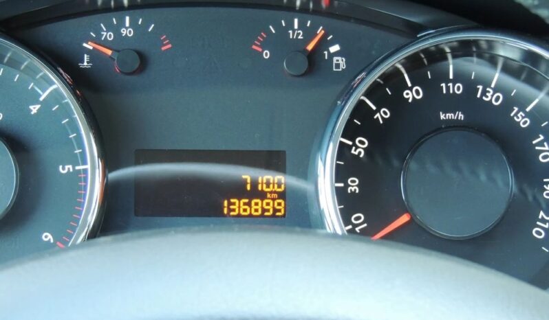 Peugeot 5008 full