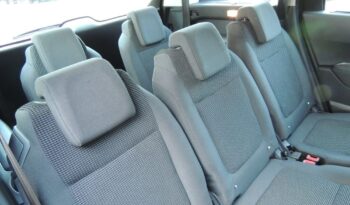 Peugeot 5008 full