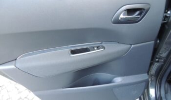 Peugeot 5008 full