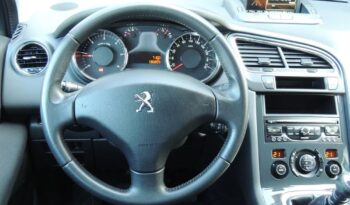 Peugeot 5008 full