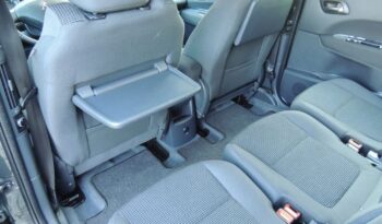 Peugeot 5008 full